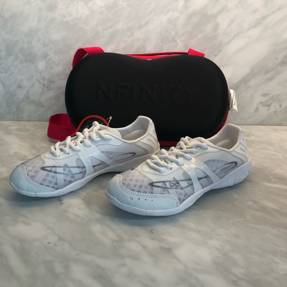 NFINITY Vengeance Cheer Shoes Size 4.5
